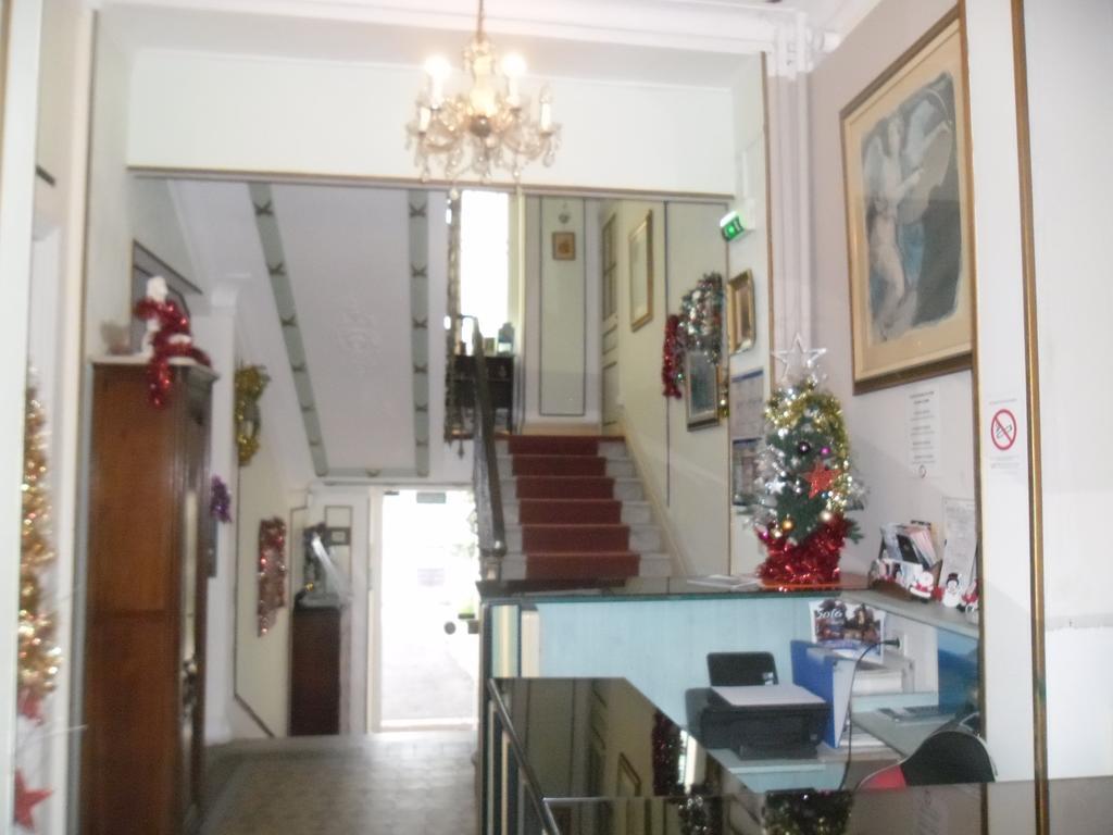 Eden Hotel