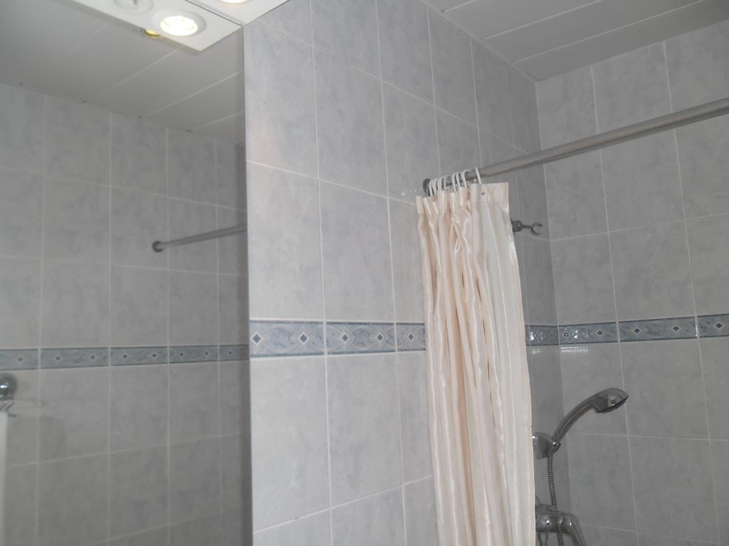 Eden Hotel 2*